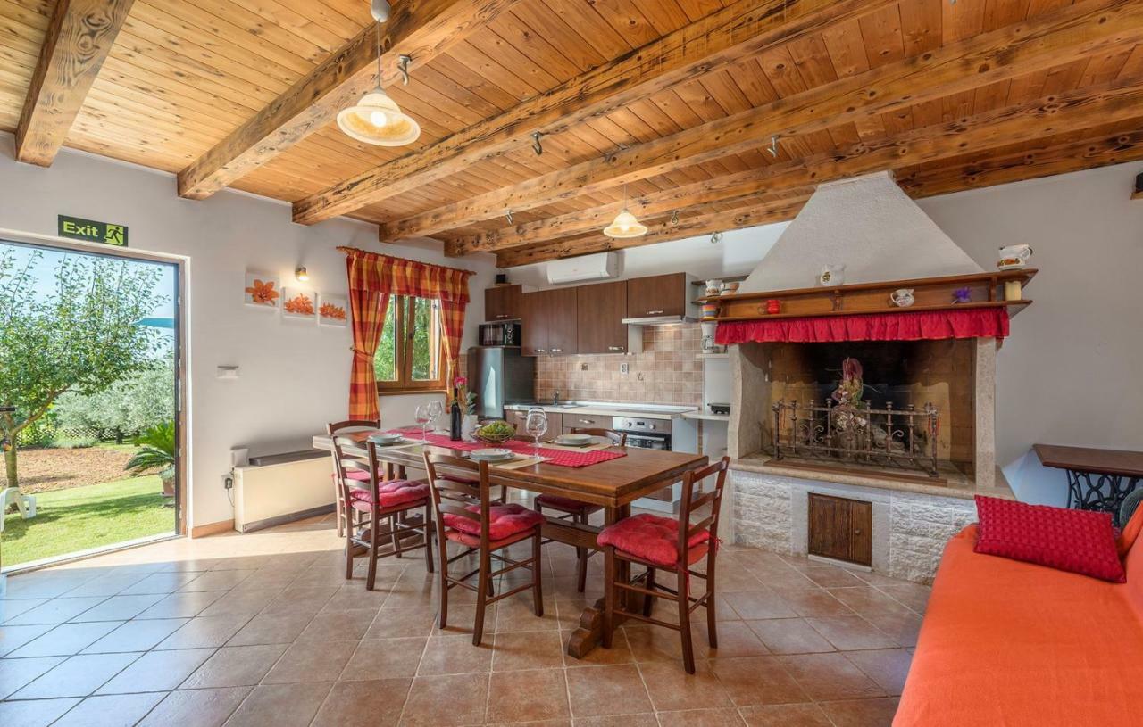 Holiday House Antonio Porec Esterno foto