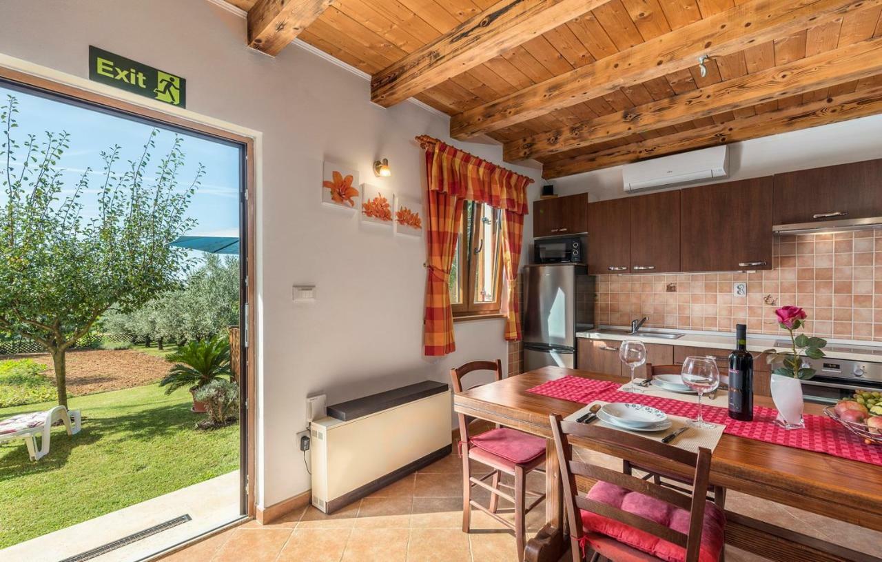 Holiday House Antonio Porec Esterno foto